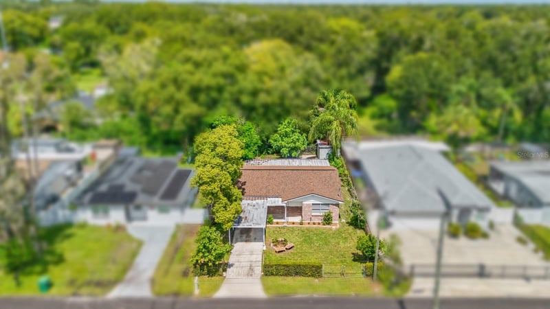 1713 W Atkinson St, Tampa, FL 33604