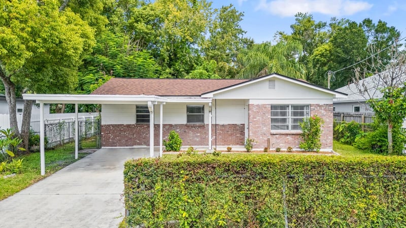 1713 W Atkinson St, Tampa, FL 33604