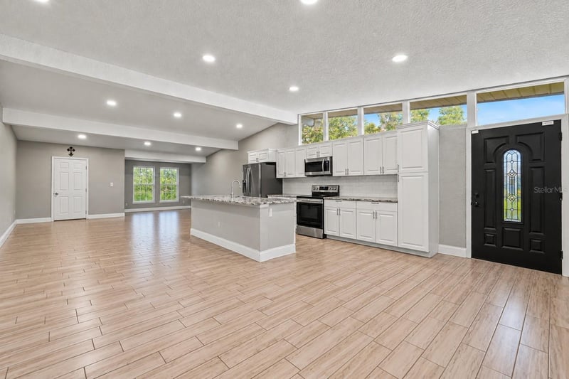 218 Park Ridge Ave, Temple Terrace, FL 33617