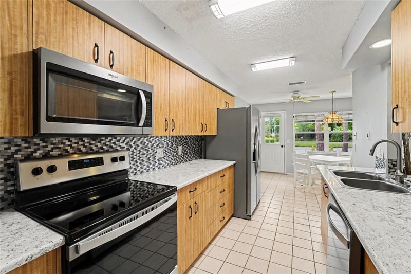 9022 Ramsgate Dr, New Port Richey, FL 34655