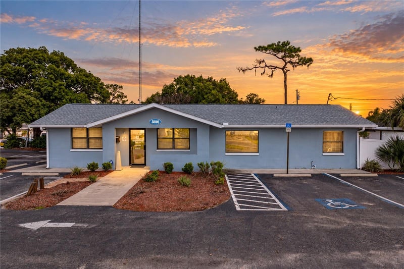 38105 13th Ave, Zephyrhills, FL 33542