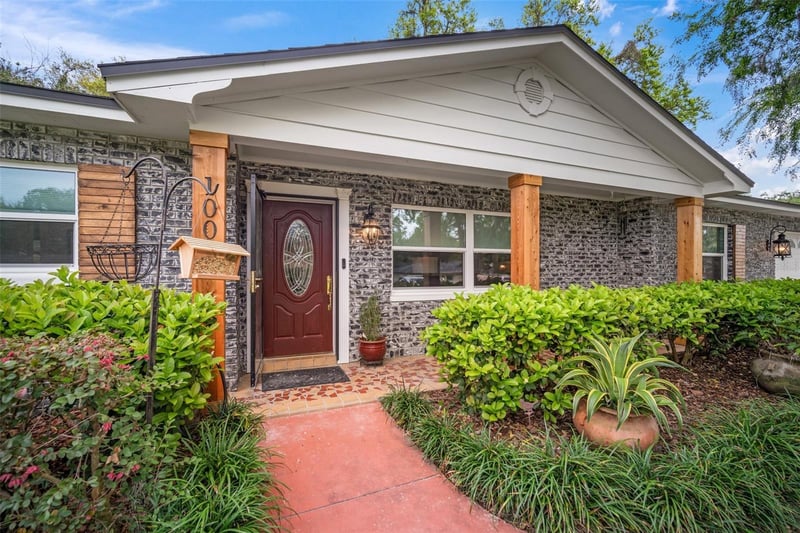 1003 Mandalay Dr, Brandon, FL 33511
