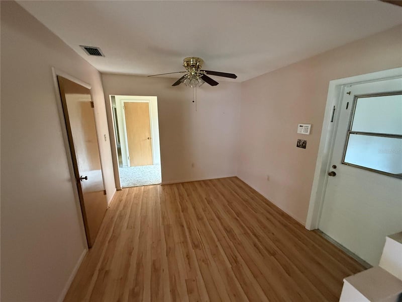 2906 Oak Crest Dr, Plant City, FL 33565