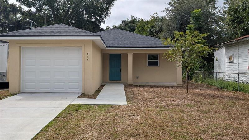 1513 W 16th St, Sanford, FL 32771