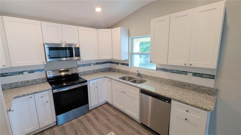 1513 W 16th St, Sanford, FL 32771