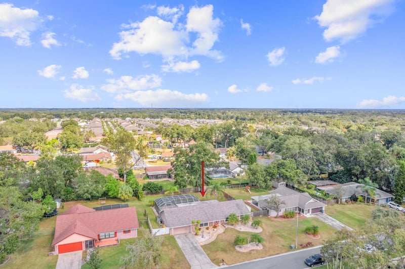 4502 Mohican Trl, Valrico, FL 33594