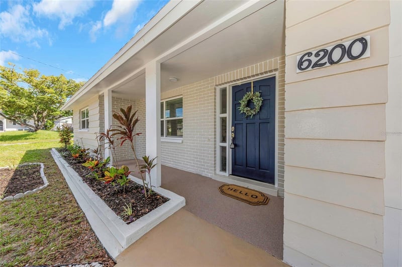 6200 Emerald Dr, New Port Richey, FL 34653