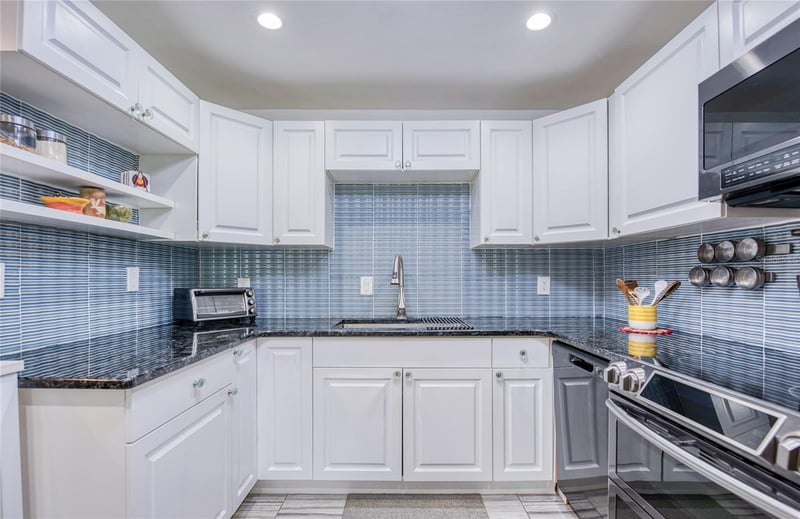 4681 1st St NE #301, St Petersburg, FL 33703
