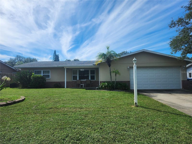 13800 87th Ave, Seminole, FL 33776