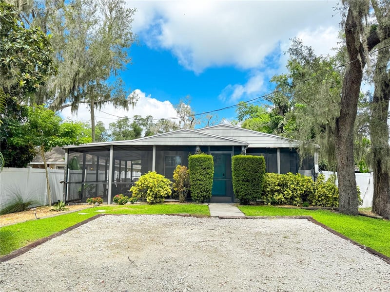 2751 72nd Avenue Dr E, Sarasota, FL 34243