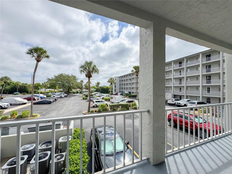 3362 Lake Bayshore Dr #P214, Bradenton, FL 34205