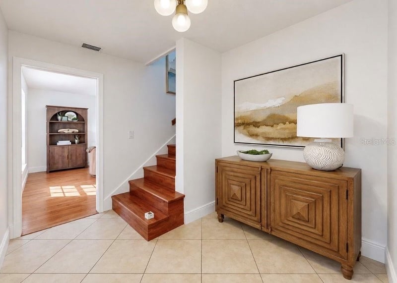 2818 Springdell Cir, Valrico, FL 33596