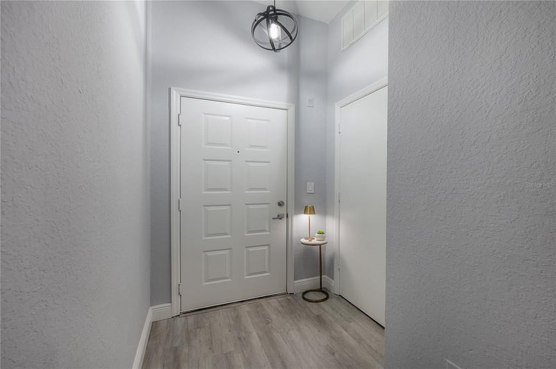 402 S Armenia Ave #114, Tampa, FL 33609