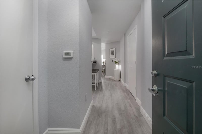 402 S Armenia Ave #114, Tampa, FL 33609