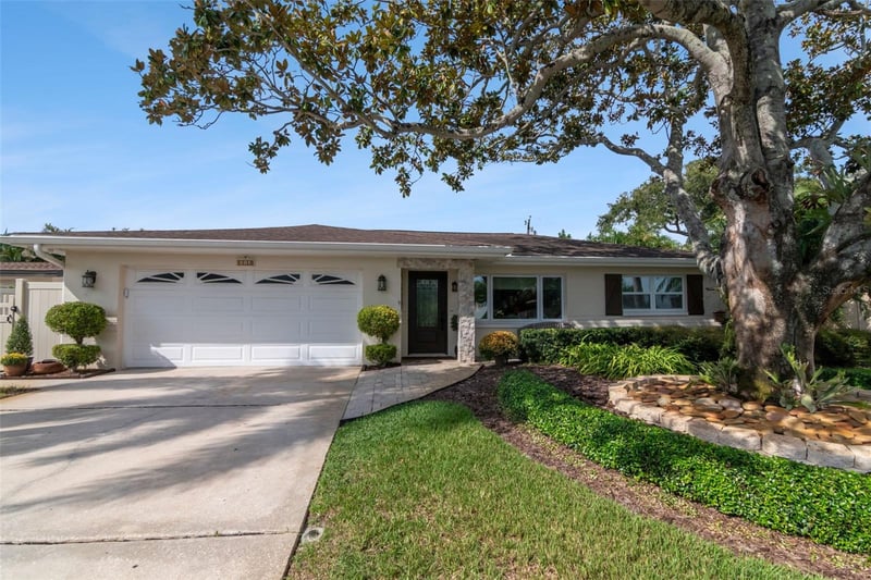312 Keating Dr, Largo, FL 33770