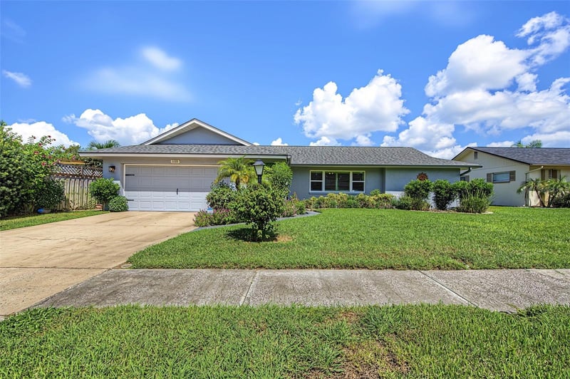 155 Seaside Ct, Palm Harbor, FL 34684
