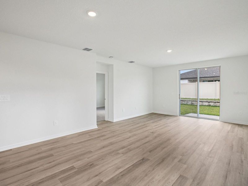 1532 Brekey Way, Zephyrhills, FL 33541