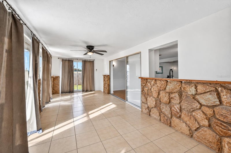 5404 Front Dr, Holiday, FL 34690
