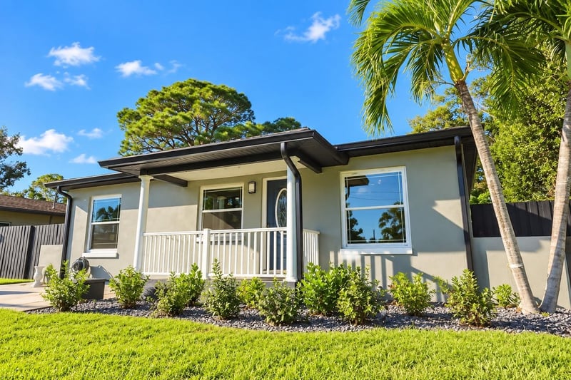 5817 Dartmouth Ave N, St Petersburg, FL 33710