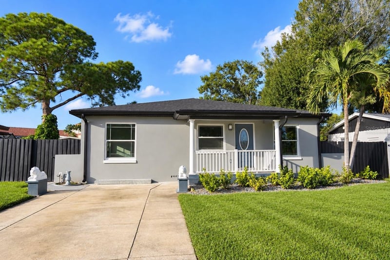 5817 Dartmouth Ave N, St Petersburg, FL 33710