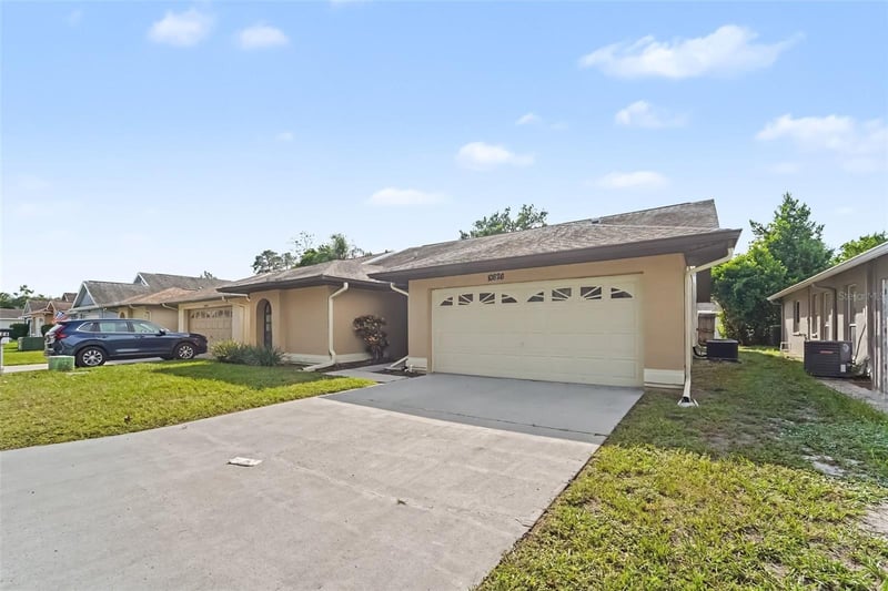 10826 Claymont Dr, New Port Richey, FL 34654