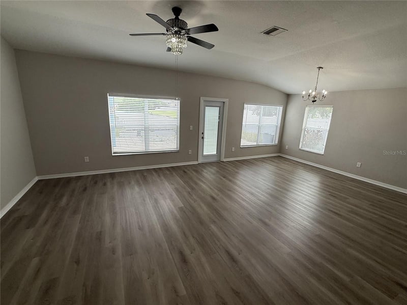 14214 Edinburgh Moor Dr, Wimauma, FL 33598