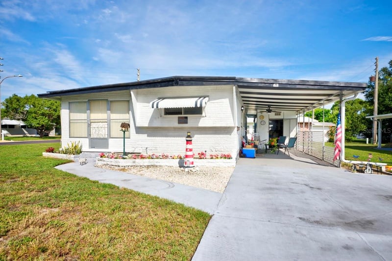 76 Liberty Way #5, Palm Harbor, FL 34684