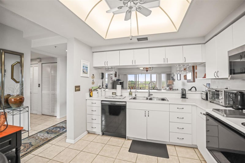 6399 Shoreline Dr #4305, St Petersburg, FL 33708