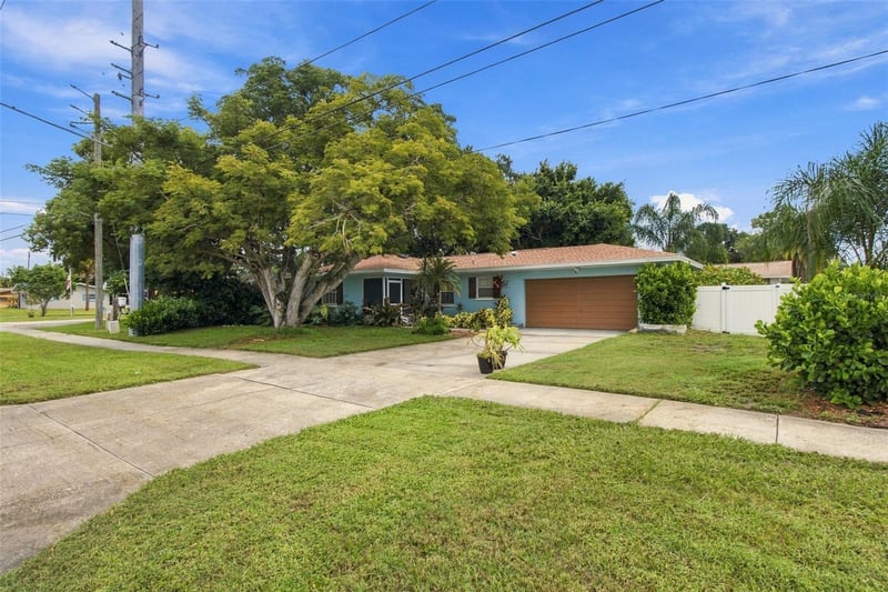 1711 N Highland Ave, Clearwater, FL 33755