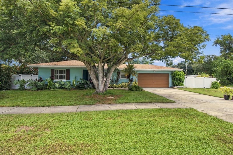 1711 N Highland Ave, Clearwater, FL 33755