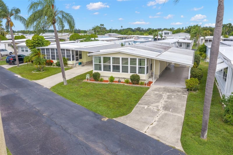 641 Mount Lancaster Ave NE #637, St Petersburg, FL 33702