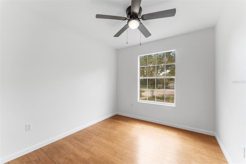Seffner, FL 33584