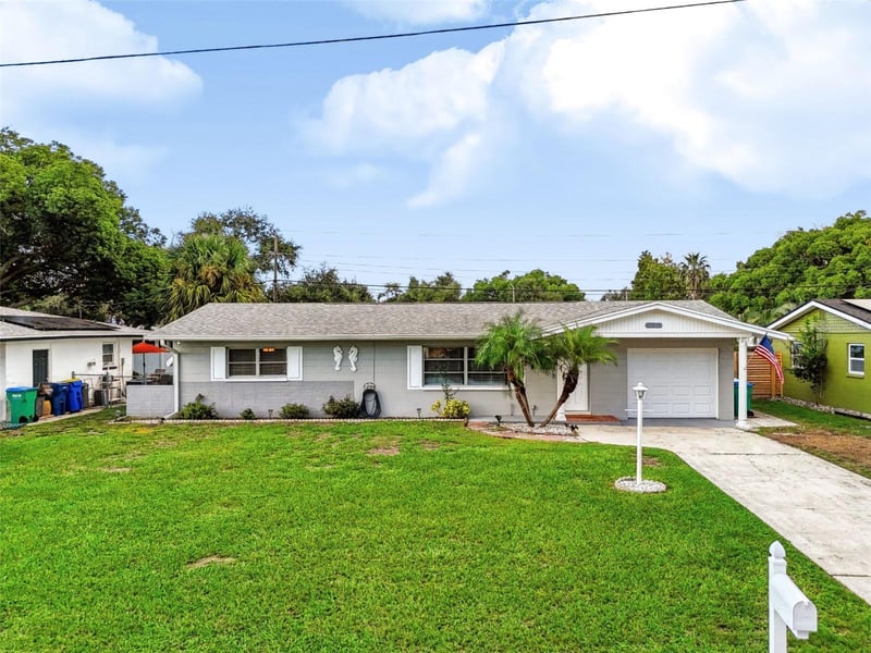11365 81st Ave, Seminole, FL 33772
