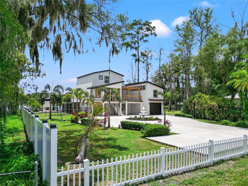 10908 Land O Lakes Blvd, Land O Lakes, FL 34638