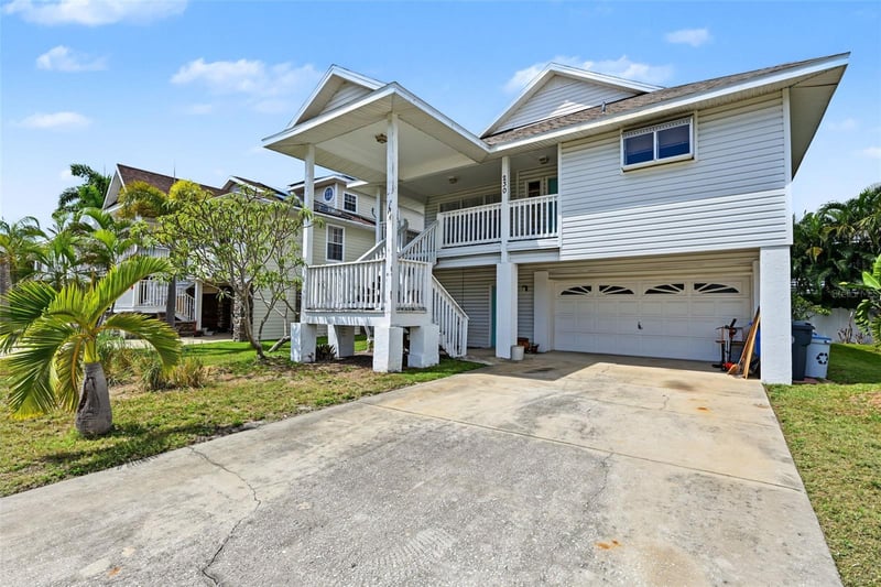 230 125th Ave, Treasure Island, FL 33706