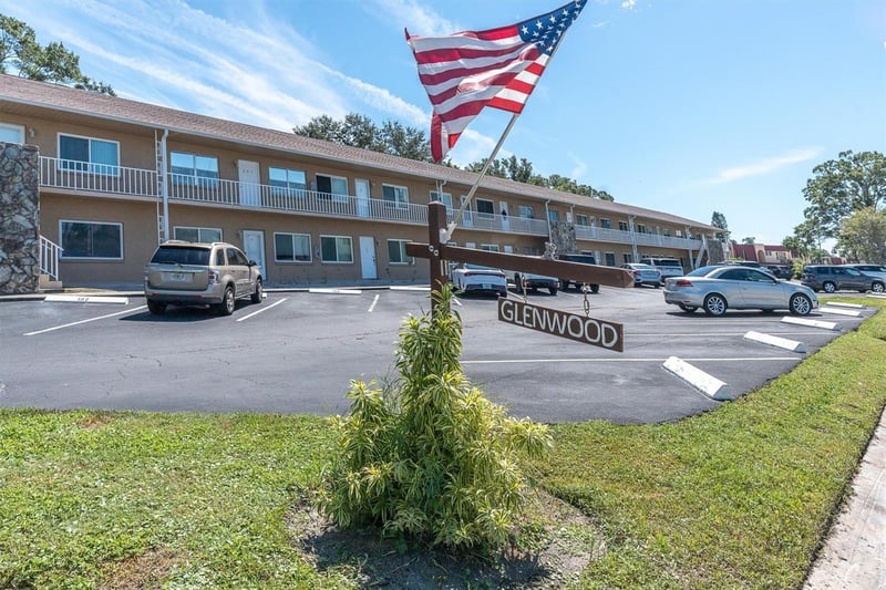 8039 Garden Dr #209, Seminole, FL 33772