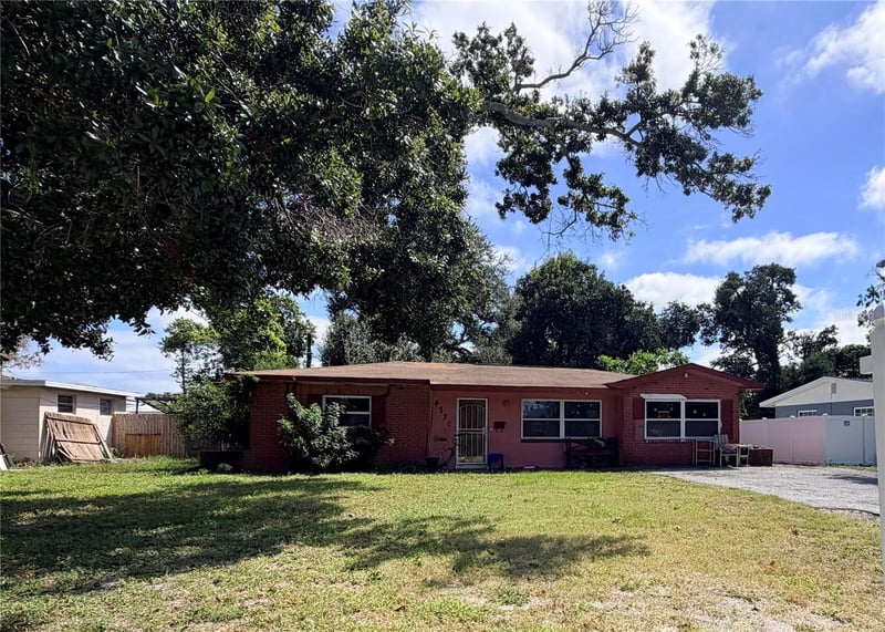 4330 31st St S, St Petersburg, FL 33712