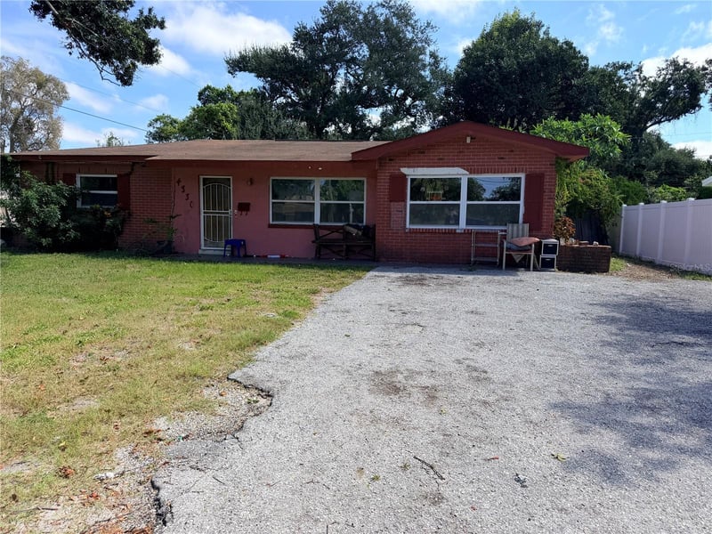 4330 31st St S, St Petersburg, FL 33712