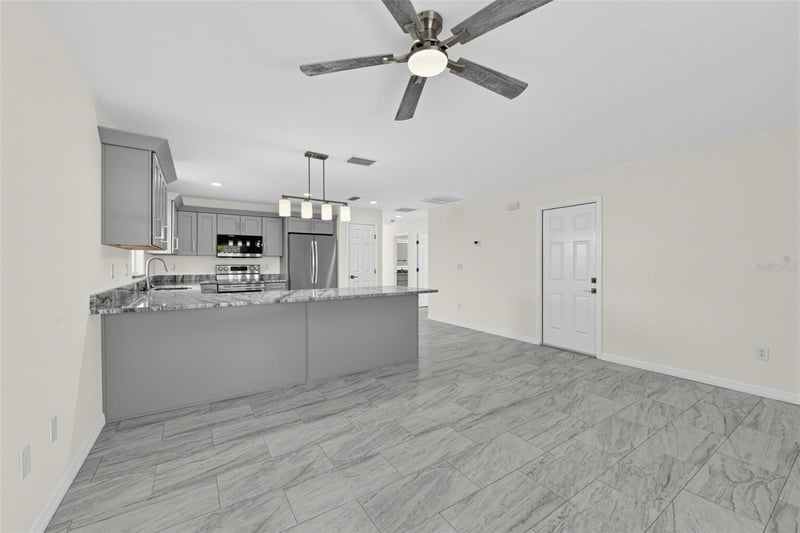 2210 1st Ave E, Palmetto, FL 34221