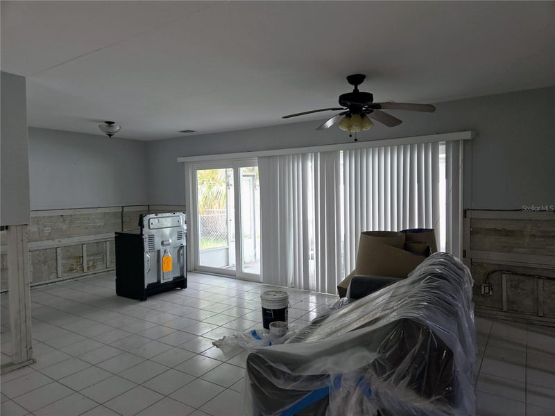 1595 Arizona Ave NE, St Petersburg, FL 33703