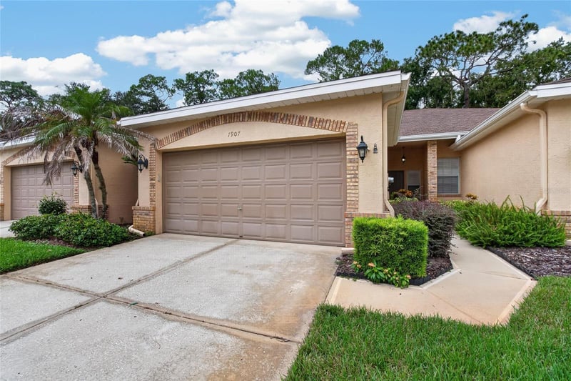 1907 Preservation Dr #6, Plant City, FL 33566