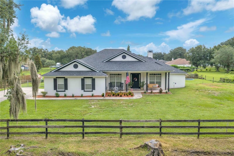 4516 Hawkins Rd, Plant City, FL 33567