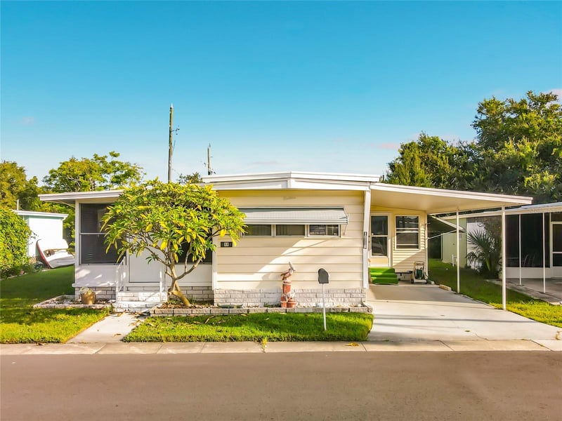 10118 N Lake Dr #30, Largo, FL 33773
