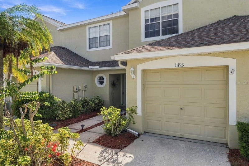 11193 Kapok Grand Cir, Madeira Beach, FL 33708