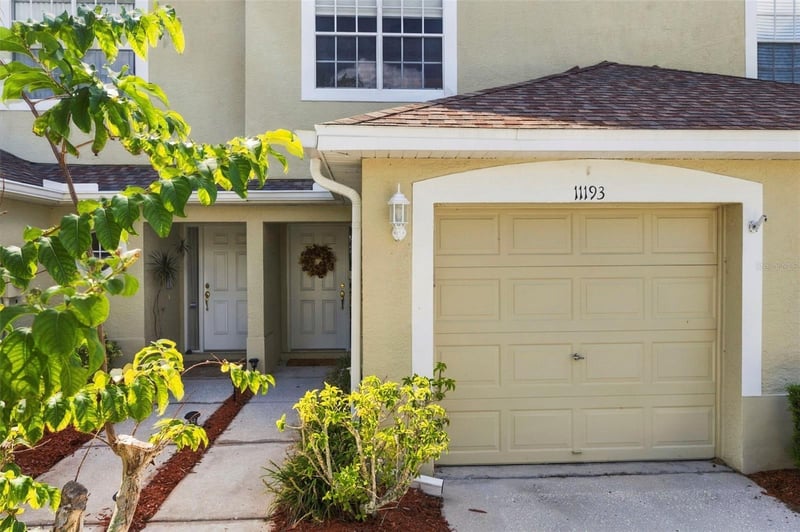 11193 Kapok Grand Cir, Madeira Beach, FL 33708