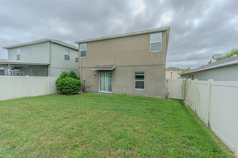 17009 Peaceful Valley Dr, Wimauma, FL 33598