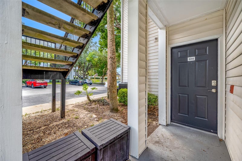 3300 Haviland Ct #104, Palm Harbor, FL 34684