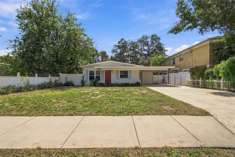 4214 W North B St, Tampa, FL 33609