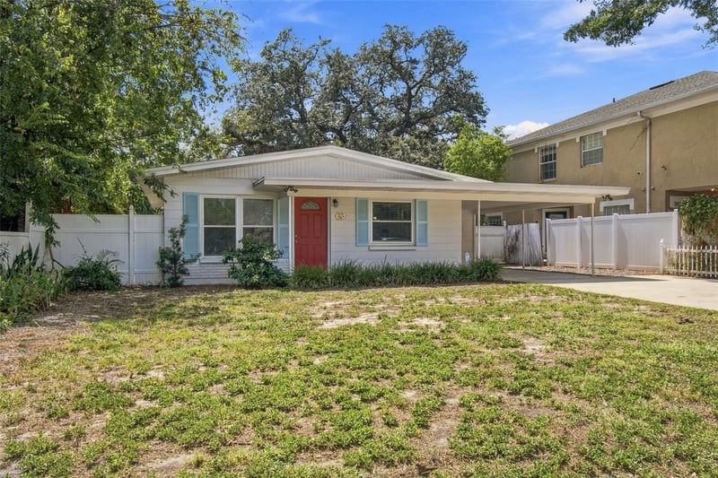 4214 W North B St, Tampa, FL 33609