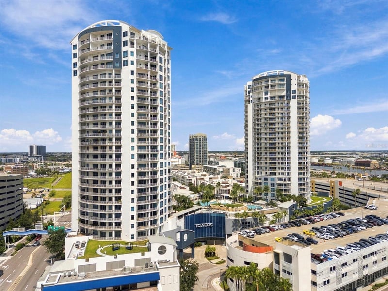 449 S 12th St #605, Tampa, FL 33602